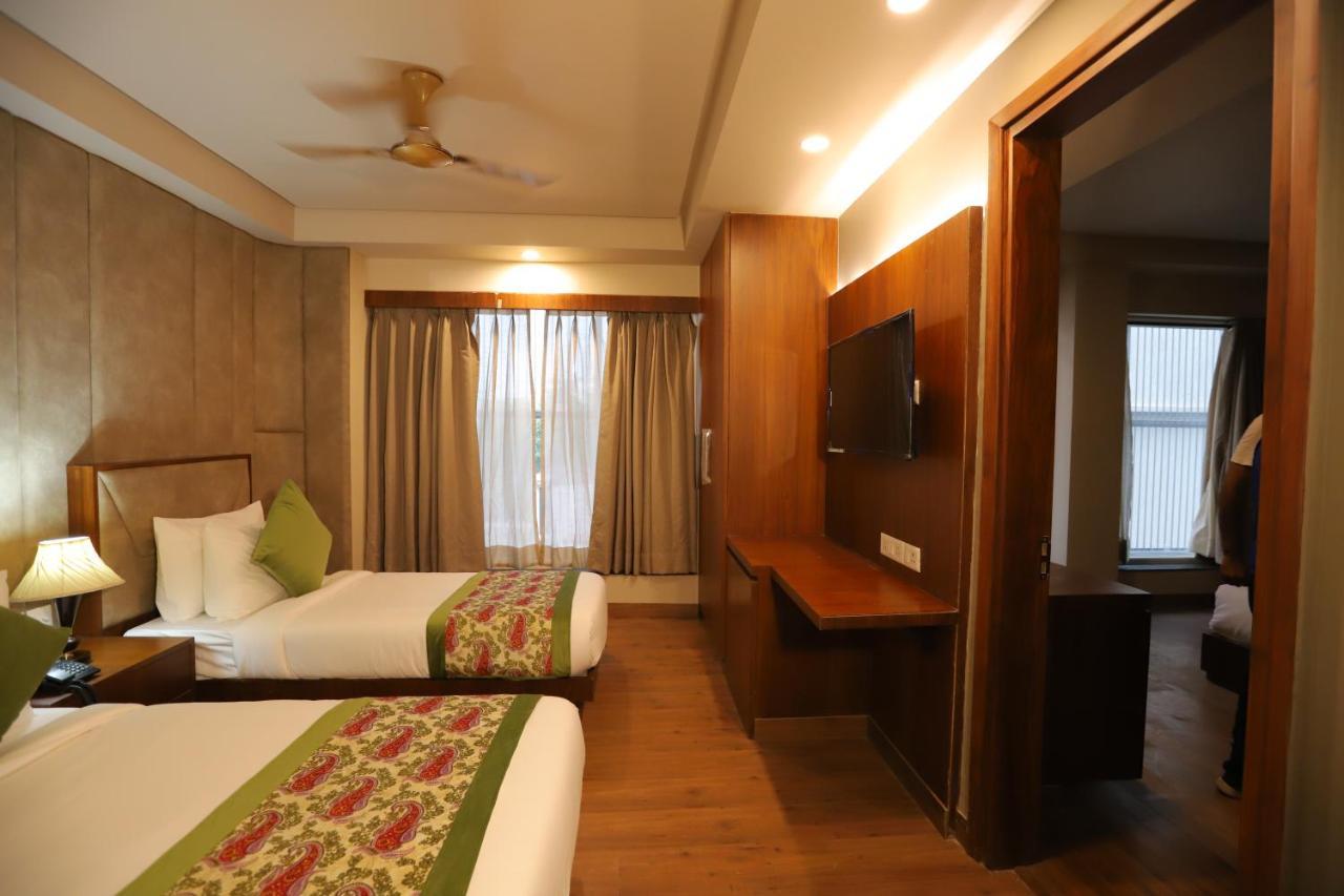Ip Royal Hotel - Neu-Delhi Exterior foto